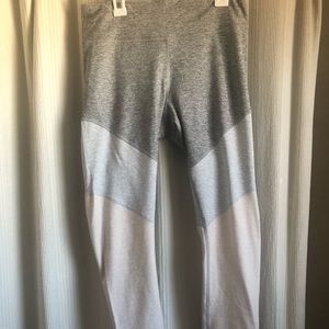 Outdoor Voices 7/8 Spings Leggings | Size: Medium